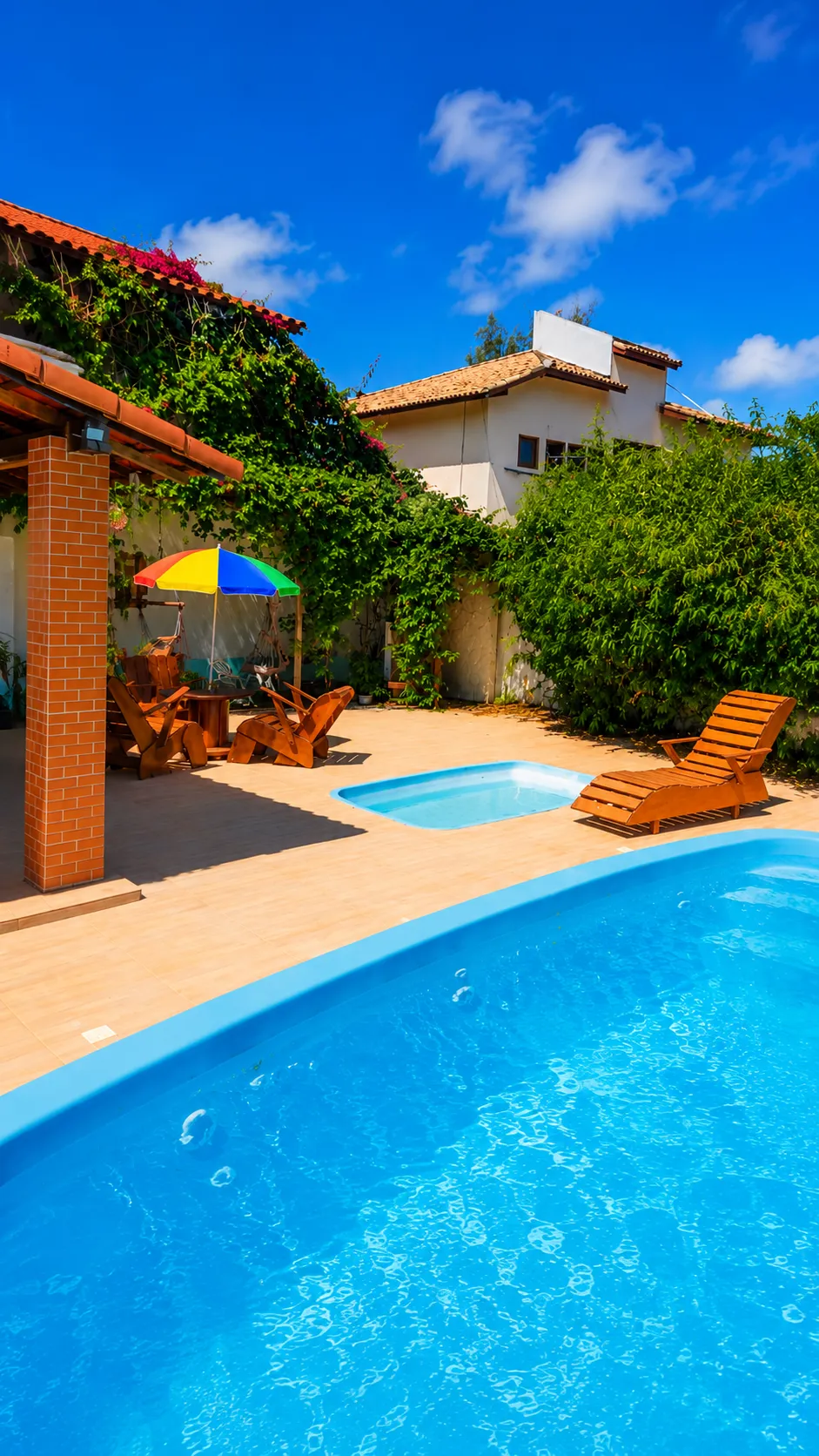 Piscina e área de lazer do Residencial Mar da Galileia
